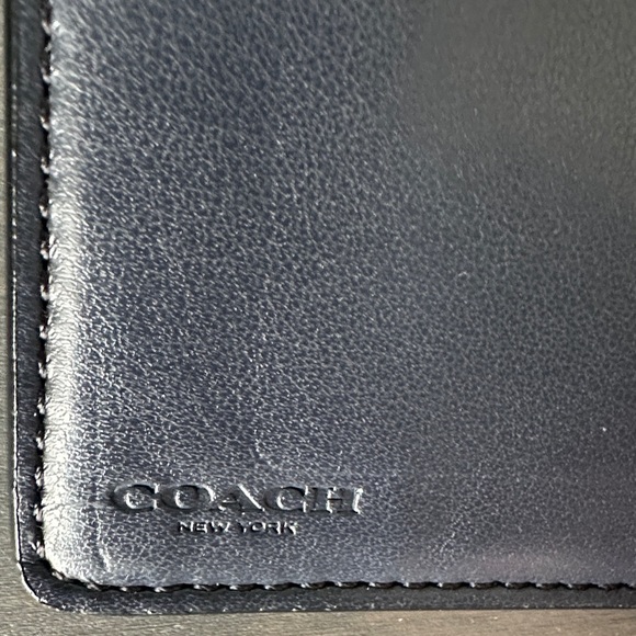 Coach Light Blue Star Pattern Wallet - Picture 4 of 7